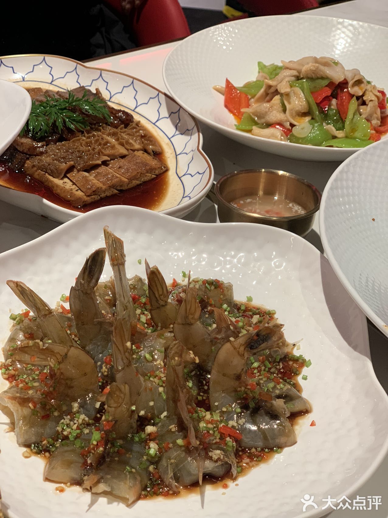 和小马一起合影喽🐴