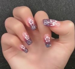 -雪奈传统美甲美睫