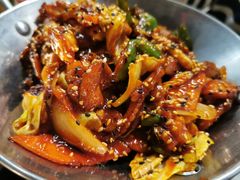 鱿鱼炒五花肉-富乐满韩国正宗炸鸡韩国料理(虹泉路店)