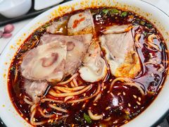 -伊穆祥牛肉面总店·清真