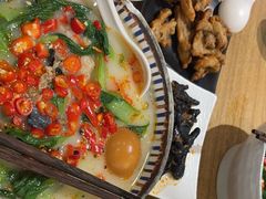 招牌梭边鱼粉-鲜越鲜鱼粉(财富购物中心店)