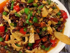 火爆黄喉-江湖黑大兔(杨家坪店)