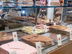 -Laderach 莱德拉(上海环贸iapm店)