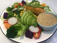 -丽莎沙拉轻食餐厅(国贸店)