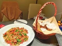-鸽子侯·家宴·平价海鲜(市图书馆店)
