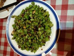 橄榄菜肉末四季豆-鑫小城故事·藕汤·家常菜(台北一路总店)