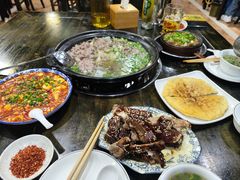 -乐山食古香跷脚牛肉