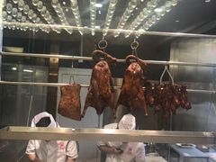 -有米猪港式餐厅