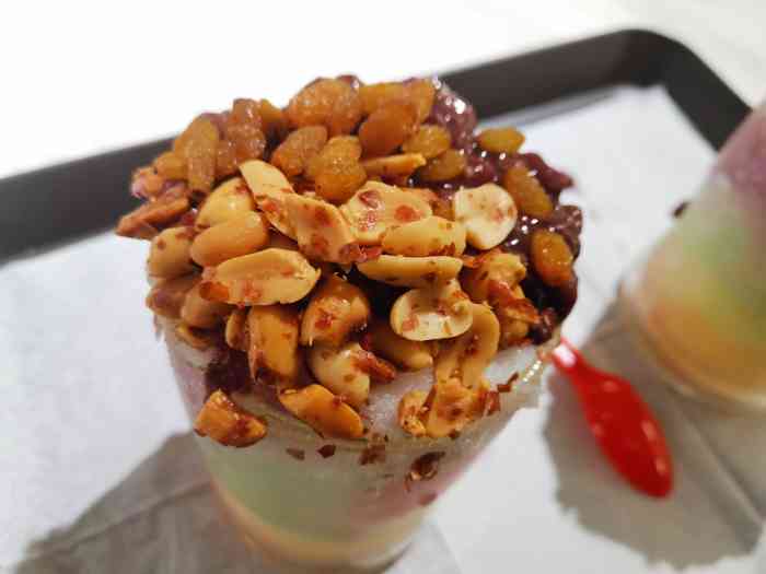 达人探店:凤记雪花酪 坐标:万达金街 评分:75分