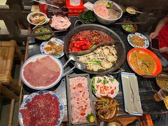 -周小明火锅(黑金冠社区店)