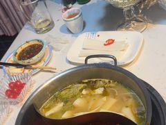 -牛员外鲜切牛肉火锅