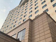 -山明水秀大饭店