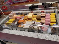 -LOVEGIFT爱礼(八佰伴店)