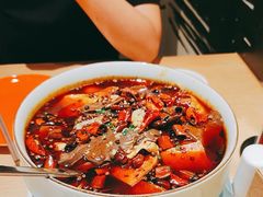 -渝信川菜 · 川味家常菜(财富购物中心店)