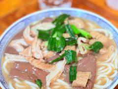 霸王大肠头加小肠头粉-锦泓老字号猪脏粉(东联大厦店)