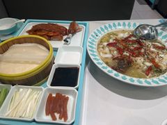 -姚姚酸菜鱼·金戈戈香港豉油鸡(喜荟城联名店)