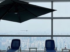 -黄金时代游泳健身云畔会所(绿地中心双子塔店)