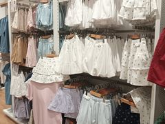 -优衣库(广州番禺万达广场店)