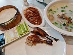 -梅利汴京烤鸭•开封豫菜地标店(东大街店)
