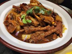 -辣尚瘾·烤鱼·新川菜(交大直营店)