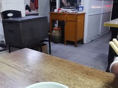 -煲煲香快餐(南京路店)