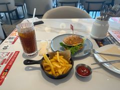 -必胜客(华南摩尔店)