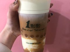 冰淇淋红茶-1点点(温岭银泰店)