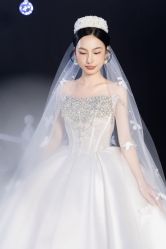 -青禾蒙娜丽莎婚纱摄影(武汉总店)