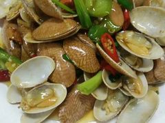 -小辣妹川味海鲜加工店(第一市场椰风巷店)