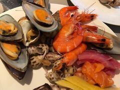 -海口绿发希尔顿酒店-田园汇自助餐·三文鱼·海鲜