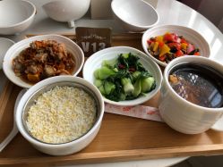 -宝媛会月子中心(越秀店)