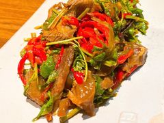 -云海肴·汽锅鸡·云南菜(天山百盛优客店)