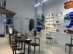 -优购镜仓(黄岛吾悦店)