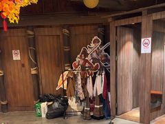 -暴风岛沉浸式体验馆(百联世纪店)