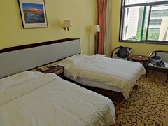 -陕西华浮宫酒店(未央湖公园店)