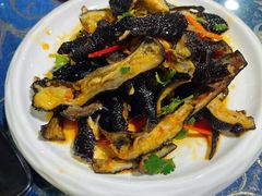 -乡村馕坑肉·烧烤·新疆菜·本地人更爱吃(阿勒泰首店)