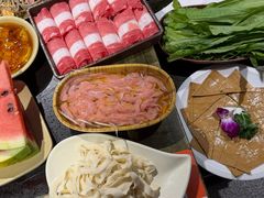 -宽板凳老灶火锅(台湾街店)