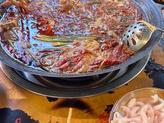 -黄潇洒老火锅(九眼桥宏济巷店)