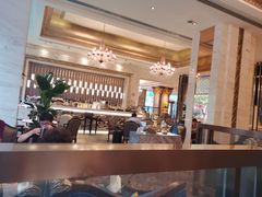 大堂-香榭大堂吧 Champs-Elysées Bar(上海南新雅皇冠假日酒店)
