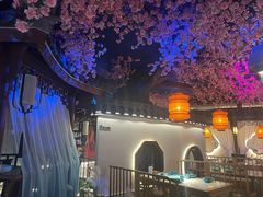 -荷塘秋月·本帮江浙菜(国权路店)