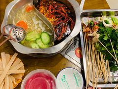 -毛椒火辣重庆火锅串串香(城基路店)