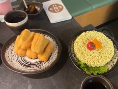 -湊湊火锅·茶憩(杭州湖滨银泰in77店)