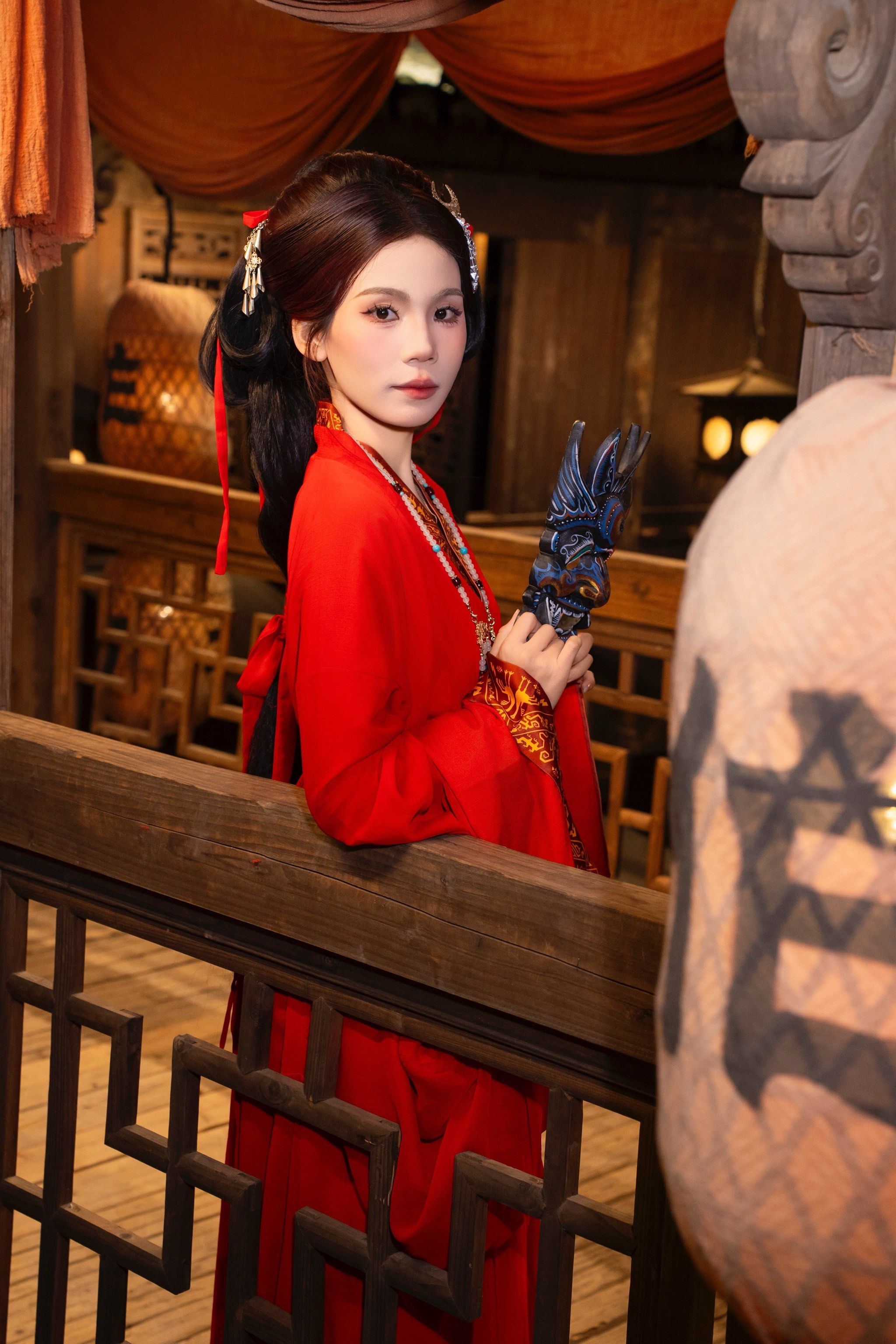 一袭红色战国袍