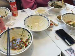 -碗底挑•湖南小炒粉面饭(大望路店)