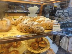 核桃葡萄裸麦面包-多乐之日(颐堤港店)