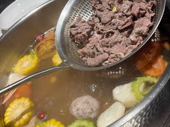 -犇鼎牛潮汕牛肉火锅(新辰里学清路店)
