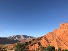 -天山神秘大峡谷