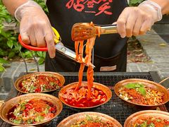 -拈签一笑黄牛肉辣卤串串