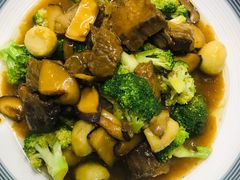 老坛牛肉-三姐妹餐厅(曲江店)