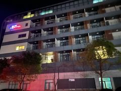 -上海南汇嘴大堤酒店